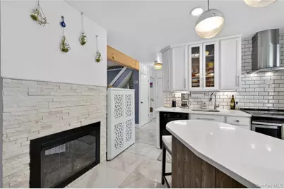 2101 Salisbury Park Drive, Westbury, NY 11590 - Photo 10