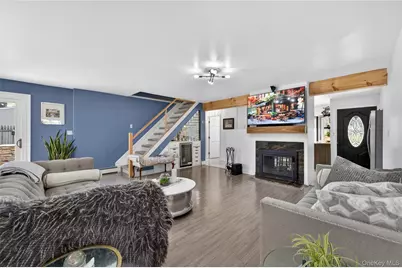2101 Salisbury Park Drive, Westbury, NY 11590 - Photo 4