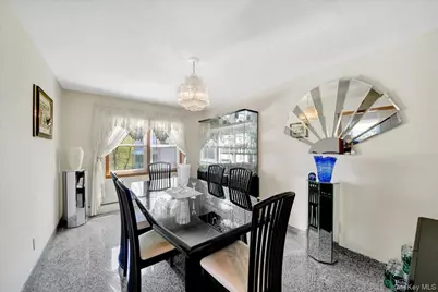 1149 Jensen Avenue, Mamaroneck, NY 10543 - Photo 4