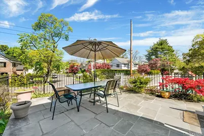 1149 Jensen Avenue, Mamaroneck, NY 10543 - Photo 22