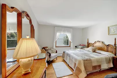 1149 Jensen Avenue, Mamaroneck, NY 10543 - Photo 14