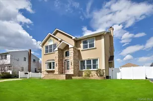 46 Scott St, Massapequa Park, NY 11762 - Photo 4