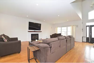 46 Scott Street, Massapequa Park, NY 11762 - Photo 8