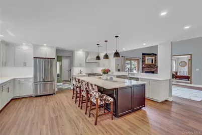 26 Peachtree Lane, Mount Sinai, NY 11766 - Photo 14