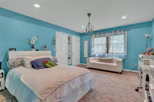 26 Peachtree Ln, Mount Sinai, NY 11766 - Photo 34