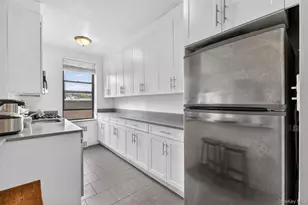 71-11 Yellowstone Blvd, Forest Hills, NY 11375 - Photo 8