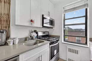 71-11 Yellowstone Blvd, Forest Hills, NY 11375 - Photo 10