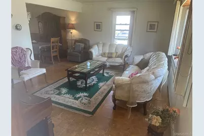 247 Windsor Parkway, Hempstead, NY 11550 - Photo 4