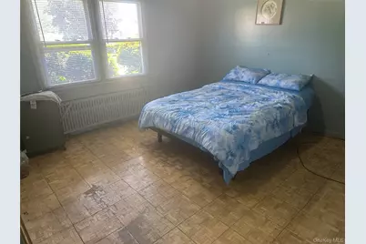 247 Windsor Parkway, Hempstead, NY 11550 - Photo 6