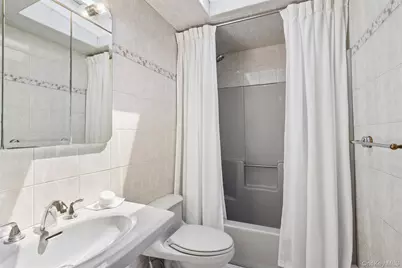 1804 Maurice Avenue, East Meadow, NY 11554 - Photo 22