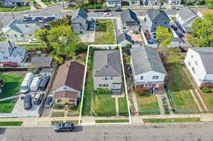 95 Wellesley St, Hempstead, NY 11550 - Photo 6