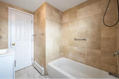 95 Wellesley Street, Hempstead, NY 11550 - Photo 20