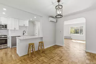 69-25 165th St, Fresh Meadows, NY 11365 - Photo 4
