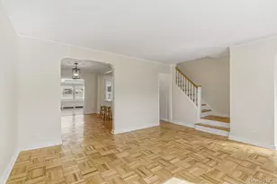 69-25 165th St, Fresh Meadows, NY 11365 - Photo 8