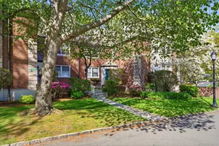 3 Campus Pl, Scarsdale, NY 10583 - Photo 2