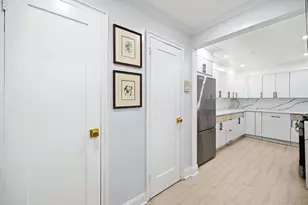 3 Campus Pl, Scarsdale, NY 10583 - Photo 12