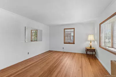 106 Aster Drive, New Hyde Park, NY 11040 - Photo 6