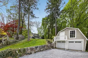 418 Bedford Rd, Bedford Hills, NY 10507 - Photo 2