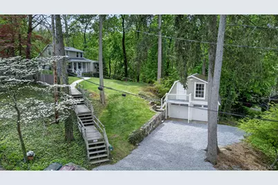 418 Bedford Road, Bedford Hills, NY 10507 - Photo 32