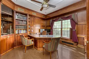 4 Birdie Dr, Suffern, NY 10901 - Photo 12