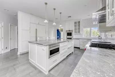 4 Birdie Drive, Suffern, NY 10901 - Photo 8