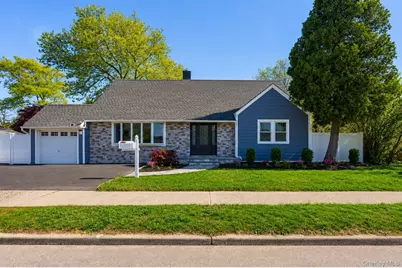 2206 Union Boulevard, Bay Shore, NY 11706 - Photo 1
