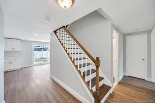 17 Blackpine Dr, Medford, NY 11763 - Photo 8