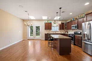 156 Stoneleigh Dr, Riverhead, NY 11901 - Photo 14
