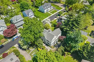 8 Hobart St, Bronxville, NY 10708 - Photo 2
