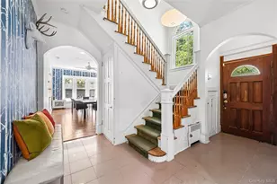 8 Hobart St, Bronxville, NY 10708 - Photo 16