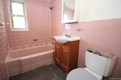 1051 Victory Boulevard, New York, NY 10301 - Photo 18