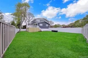 9 Sea Wall Ln, Bayville, NY 11709 - Photo 32