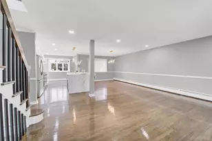 9 Sea Wall Ln, Bayville, NY 11709 - Photo 8