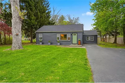 42 South Terrace, Fishkill, NY 12524 - Photo 2