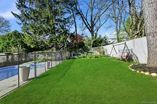 6 Butler Pl, Northport, NY 11768 - Photo 32
