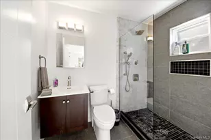 93 Fordham St, Bronx, NY 10464 - Photo 22