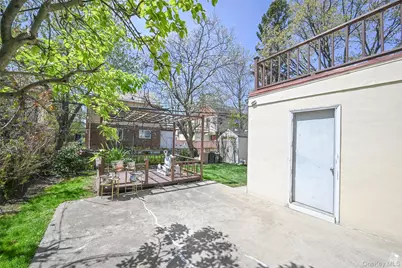 223-14 Kingsbury Avenue, Oakland Gardens, NY 11364 - Photo 20