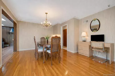 9 Leslie Place, New Rochelle, NY 10804 - Photo 6