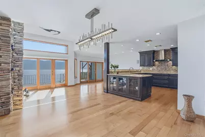 739 Hewitt Lane, New Windsor, NY 12553 - Photo 2
