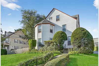 81 Woodland Avenue, New Rochelle, NY 10805 - Photo 1