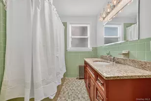 81 Woodland Ave, New Rochelle, NY 10805 - Photo 14