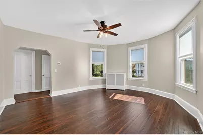 81 Woodland Avenue, New Rochelle, NY 10805 - Photo 6