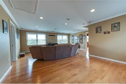 114 Randall Road, Shoreham, NY 11786 - Photo 20