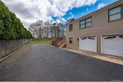 114 Randall Road, Shoreham, NY 11786 - Photo 4