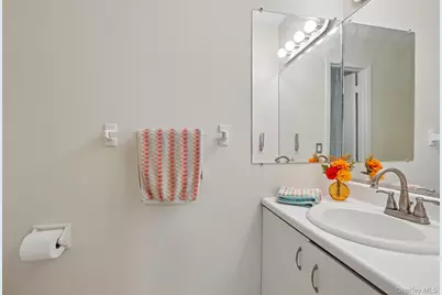 28 Tulip Court 28  in Bldg #3, Nanuet, NY 10954 - Photo 26