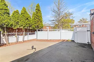 25-35 Bayside Ln, Flushing, NY 11358 - Photo 22