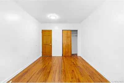 2535 Bayside Lane, Flushing, NY 11358 - Photo 12