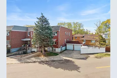 2535 Bayside Lane, Flushing, NY 11358 - Photo 24