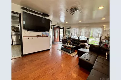 228 Patchogue Avenue, Mastic, NY 11950 - Photo 4