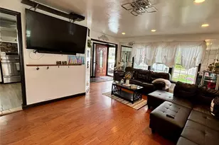 228 Patchogue Ave, Mastic, NY 11950 - Photo 4